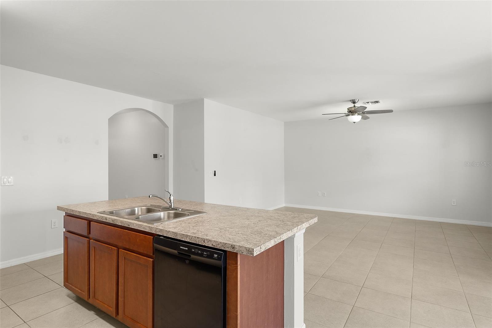 3495 ACAPULCO CIR, CAPE CORAL, FL, 33909
