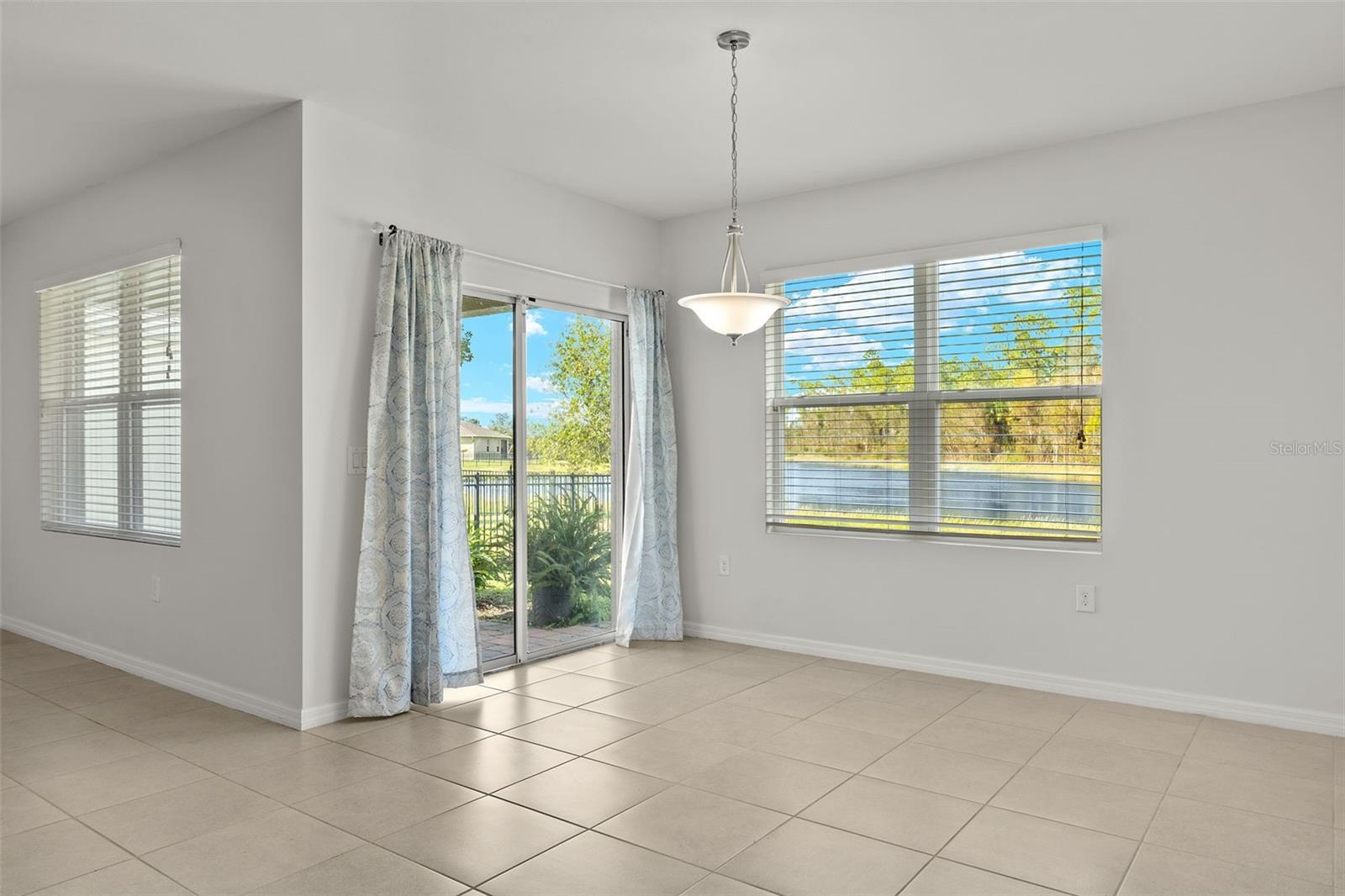 3495 ACAPULCO CIR, CAPE CORAL, FL, 33909