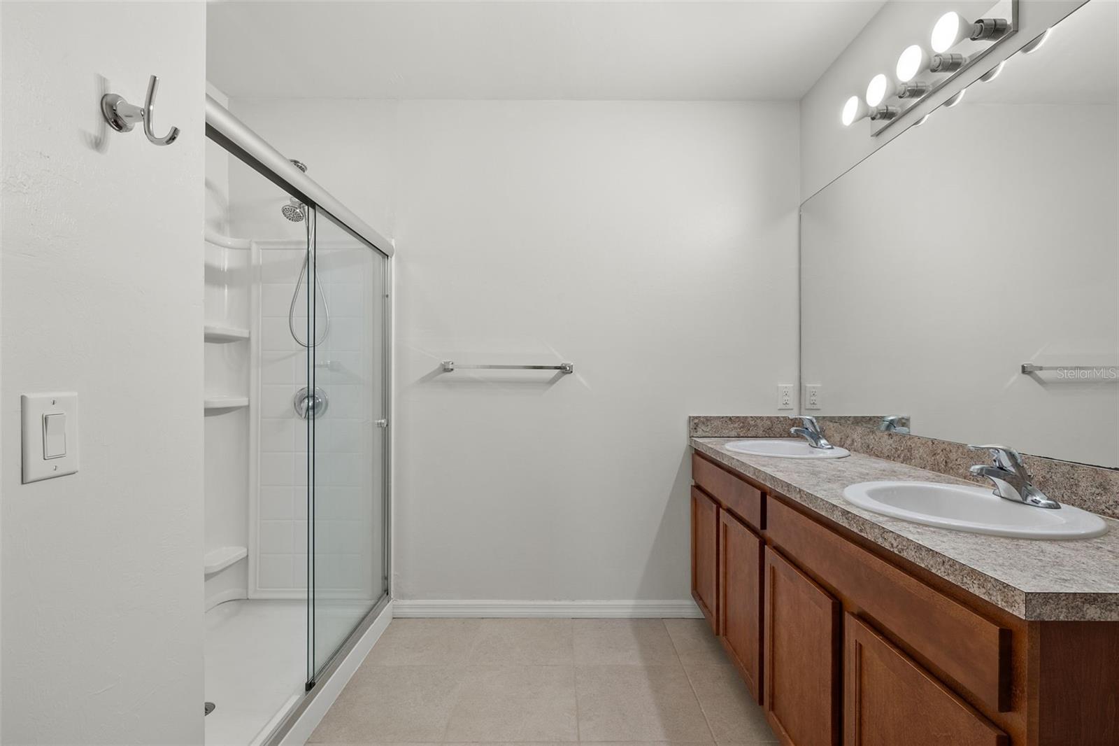 3495 ACAPULCO CIR, CAPE CORAL, FL, 33909