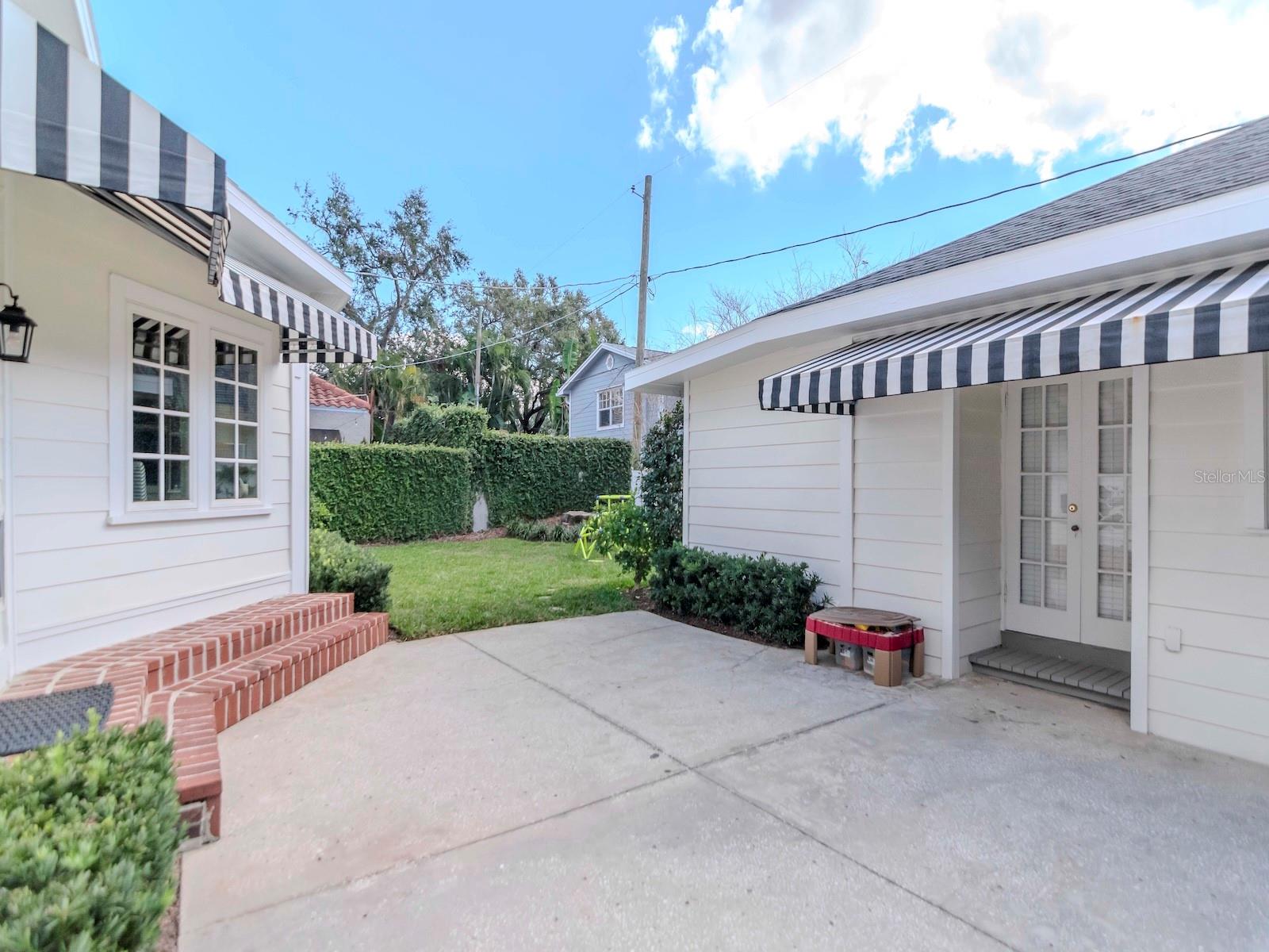 2514 W MORRISON AVE, TAMPA, FL, 33629