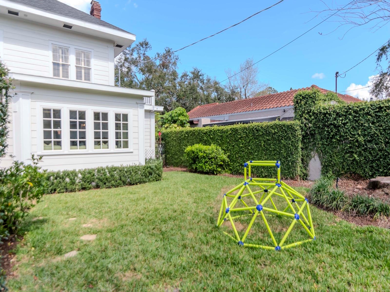 2514 W MORRISON AVE, TAMPA, FL, 33629