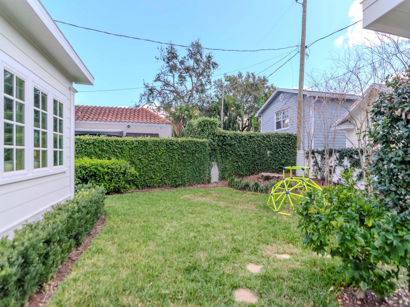 2514 W MORRISON AVE, TAMPA, FL, 33629