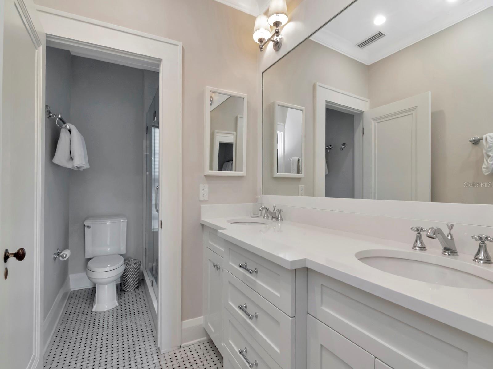 2514 W MORRISON AVE, TAMPA, FL, 33629