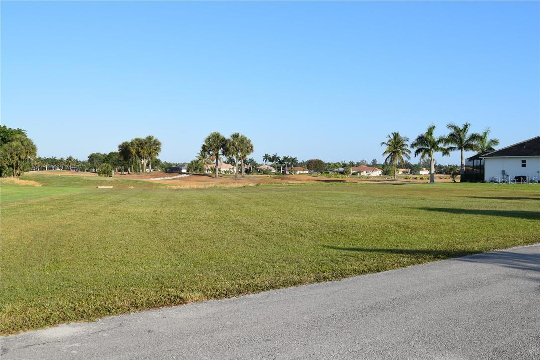 18001 BLUEWATER DR, NAPLES, FL, 34114