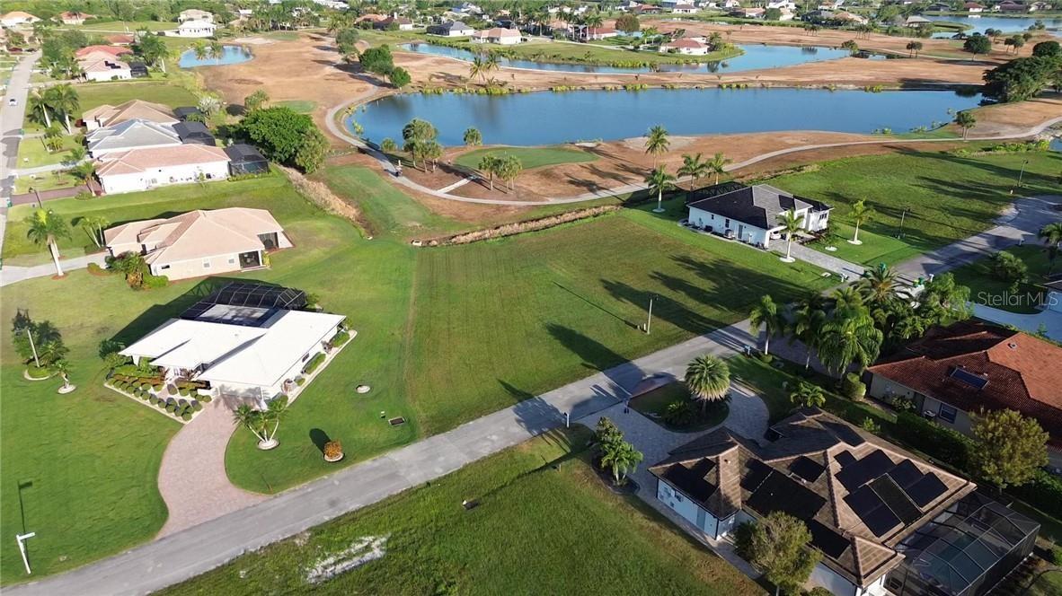 18001 BLUEWATER DR, NAPLES, FL, 34114