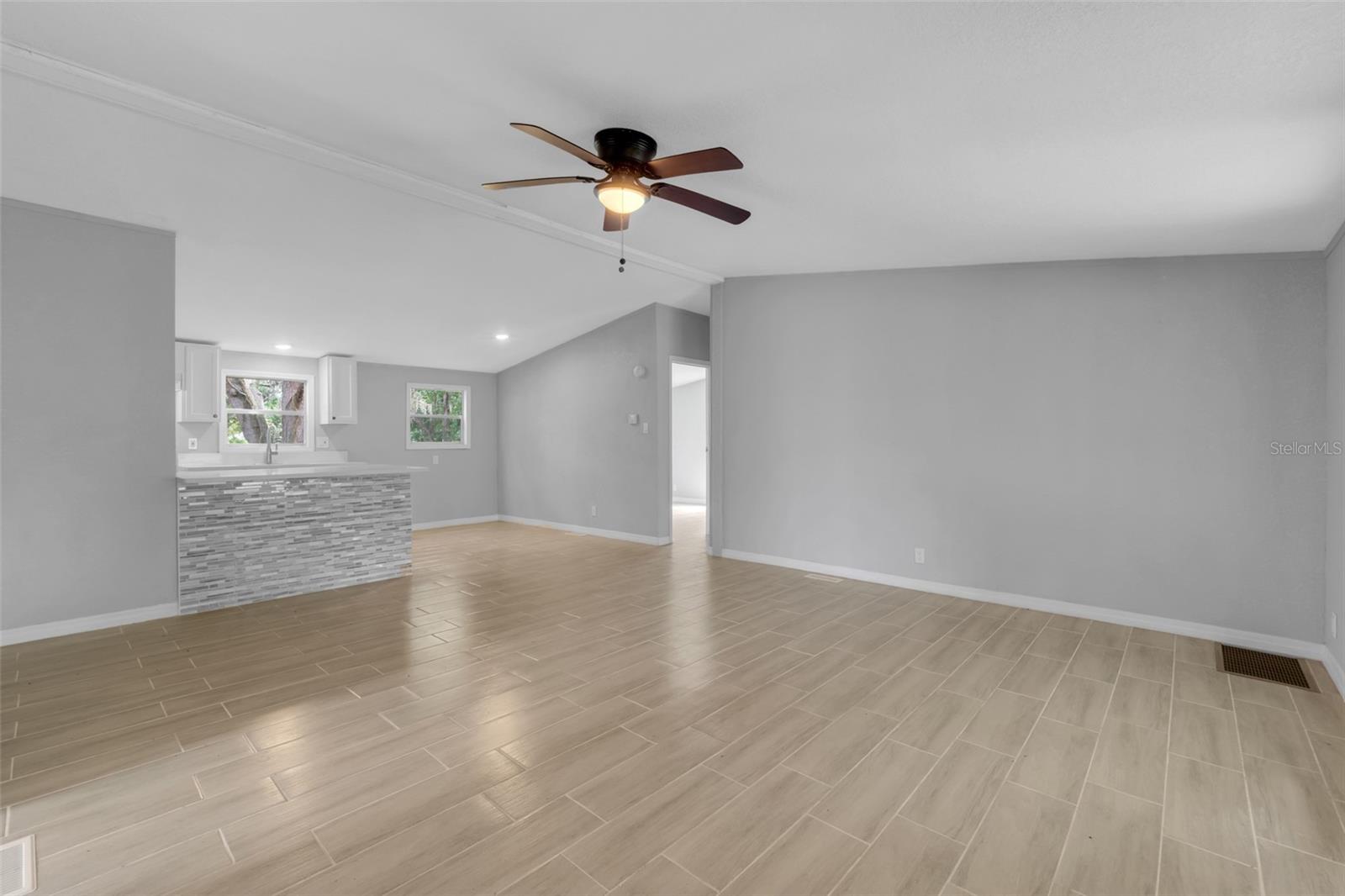 2541 FAST TROT TRL, LAKE WALES, FL, 33898