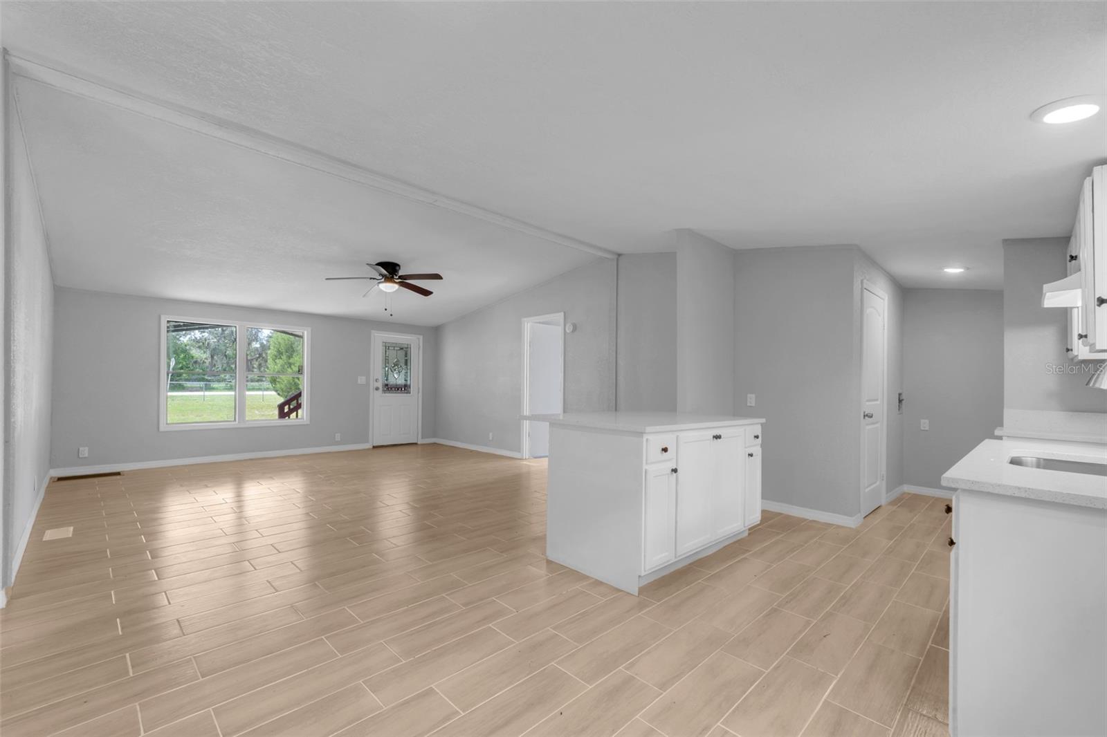 2541 FAST TROT TRL, LAKE WALES, FL, 33898
