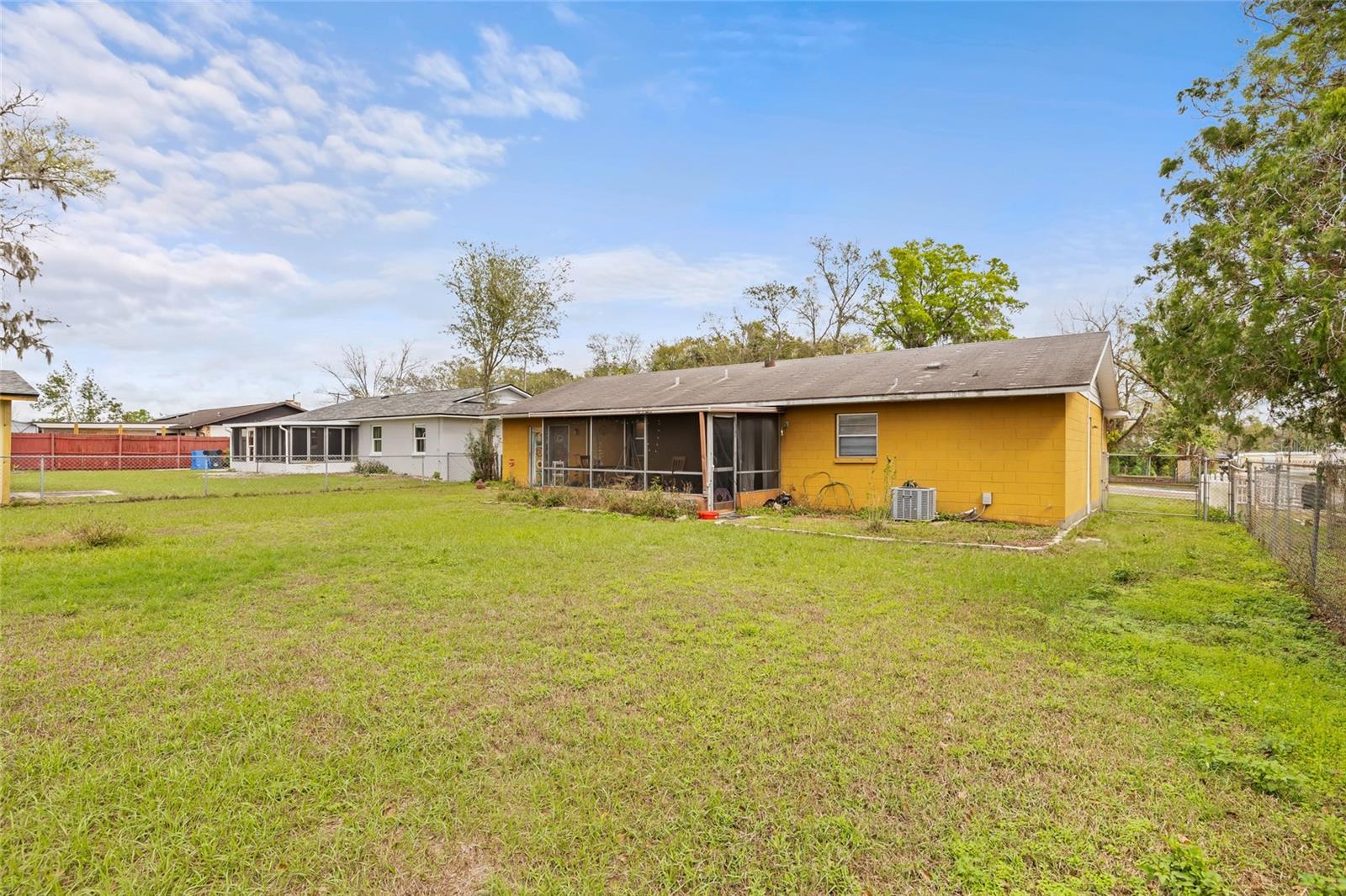 5016 PINE ST, SEFFNER, FL, 33584