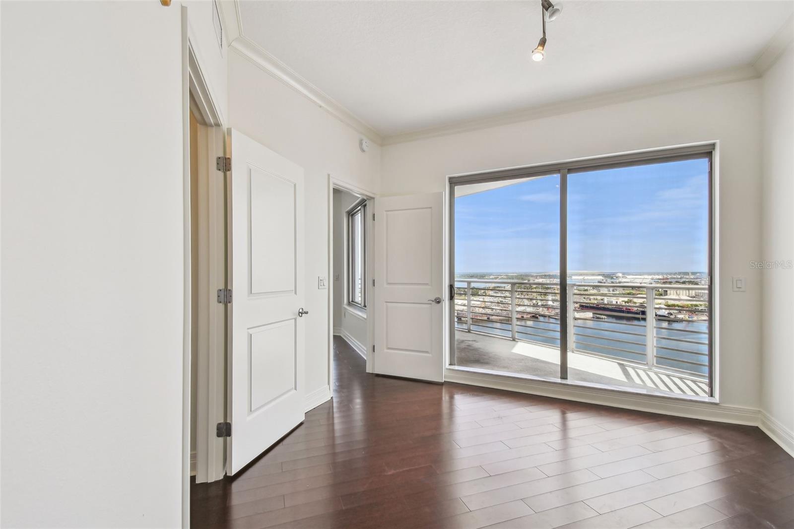 1209 E CUMBERLAND AVE #2406, TAMPA, FL, 33602