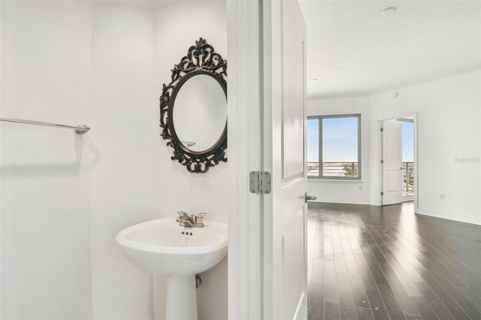 1209 E CUMBERLAND AVE #2406, TAMPA, FL, 33602