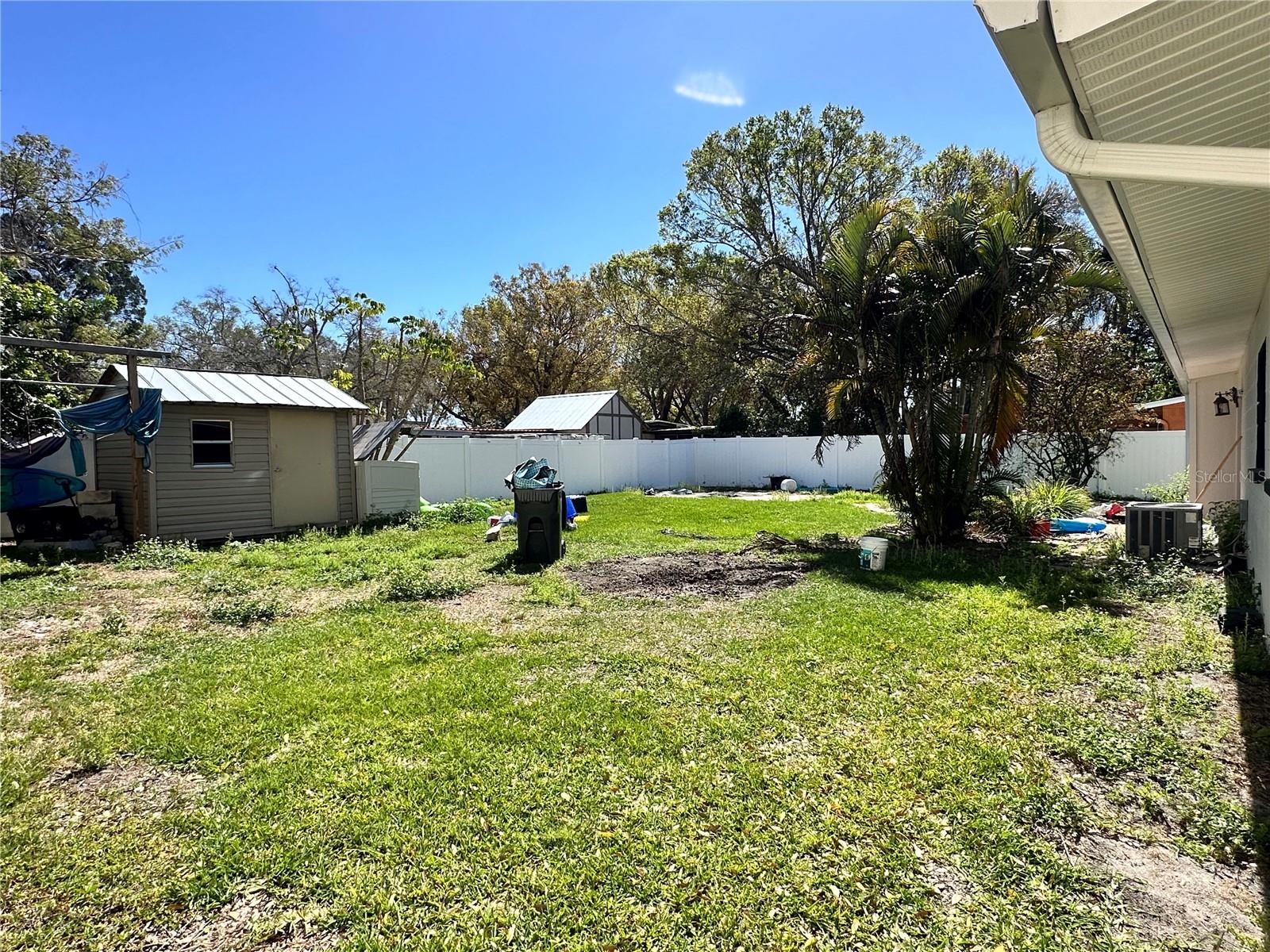 343 SHORE DR E, OLDSMAR, FL, 34677
