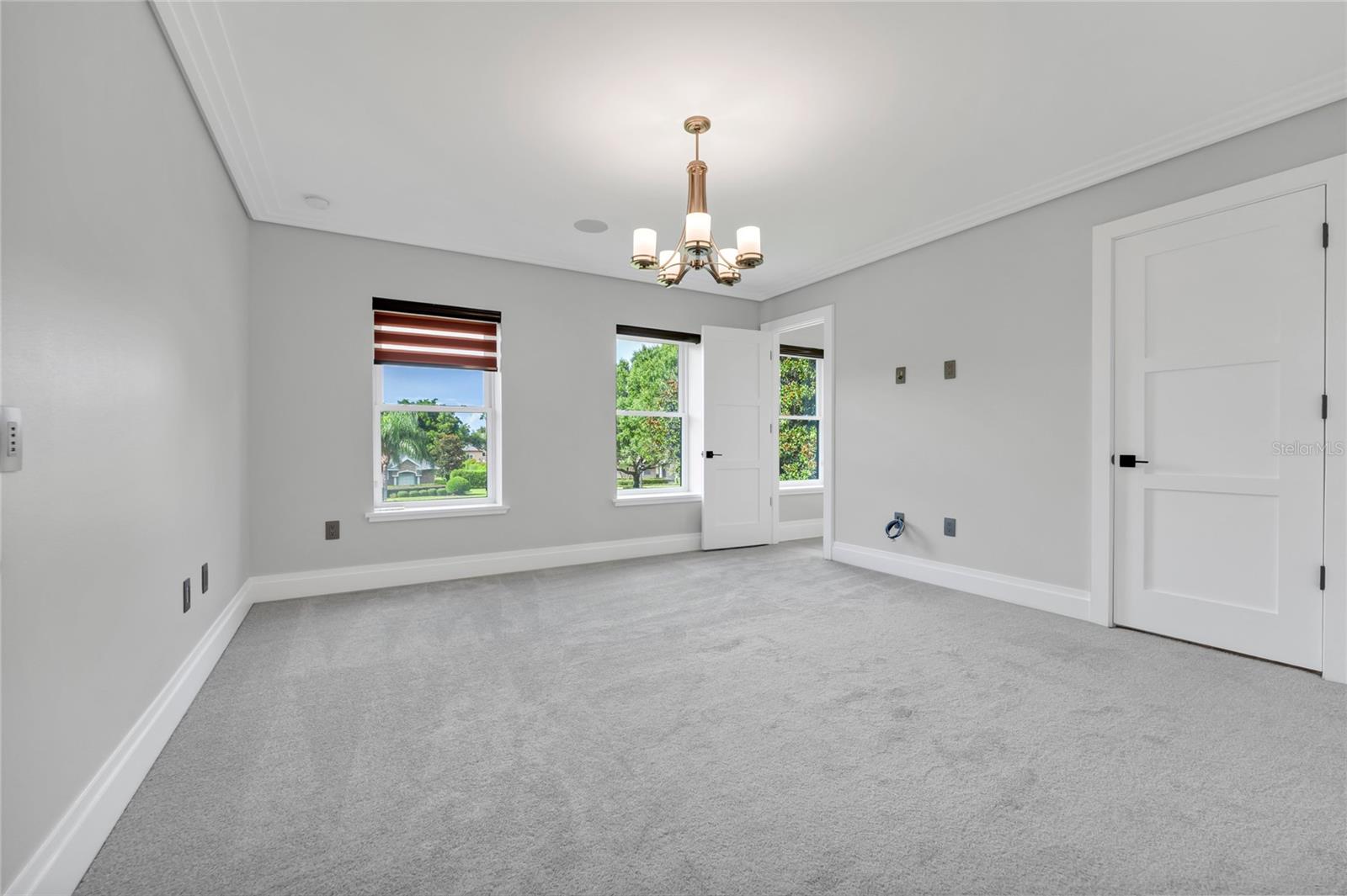 O6285301 Property Photo