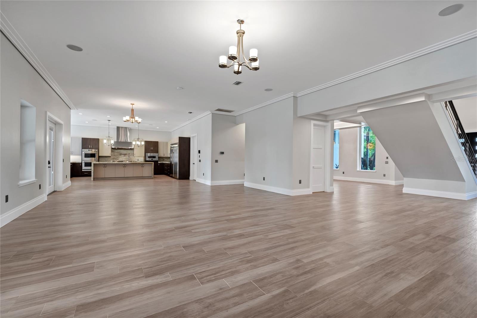 O6285301 Property Photo