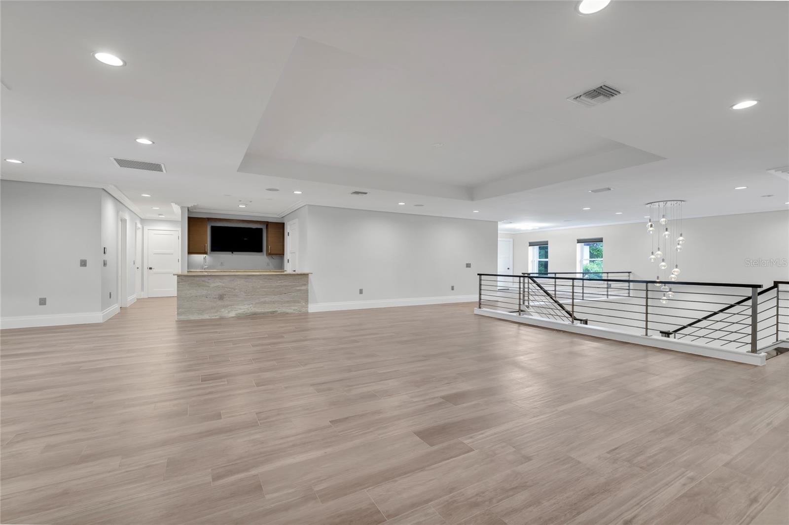 O6285301 Property Photo