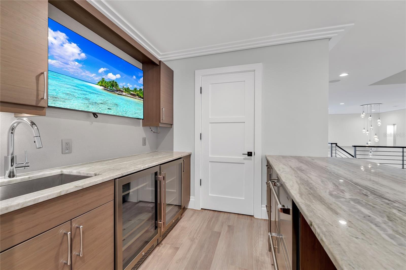 O6285301 Property Photo