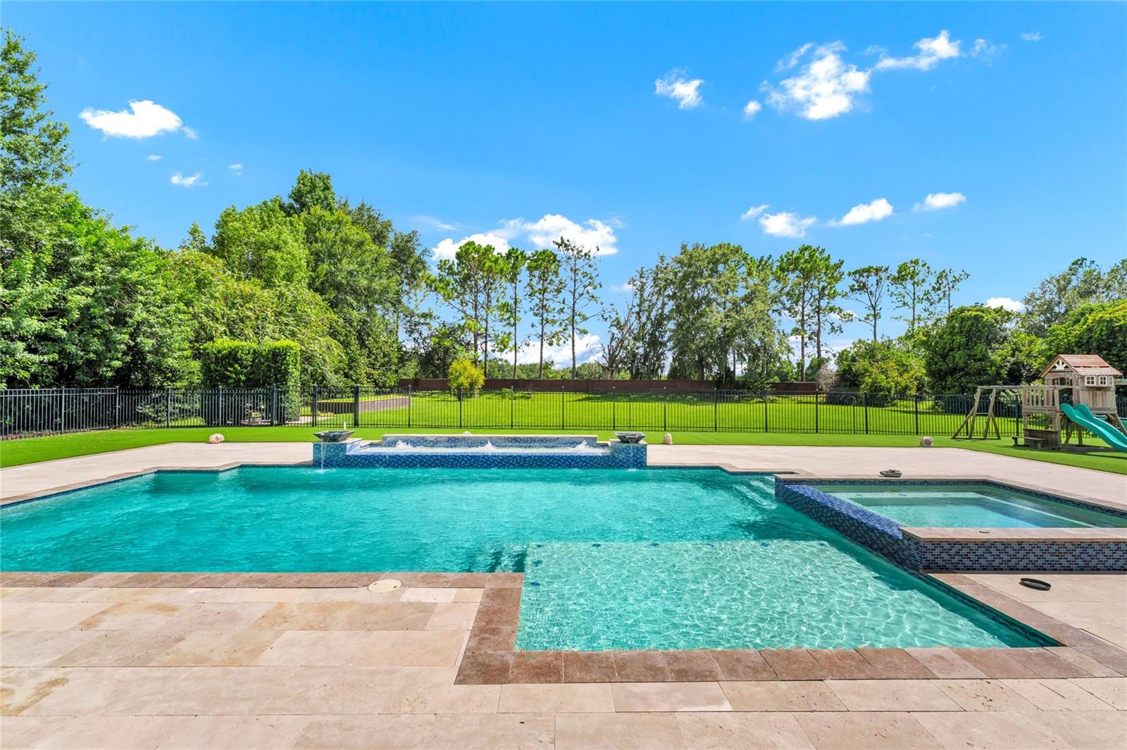 O6285301 Property Photo