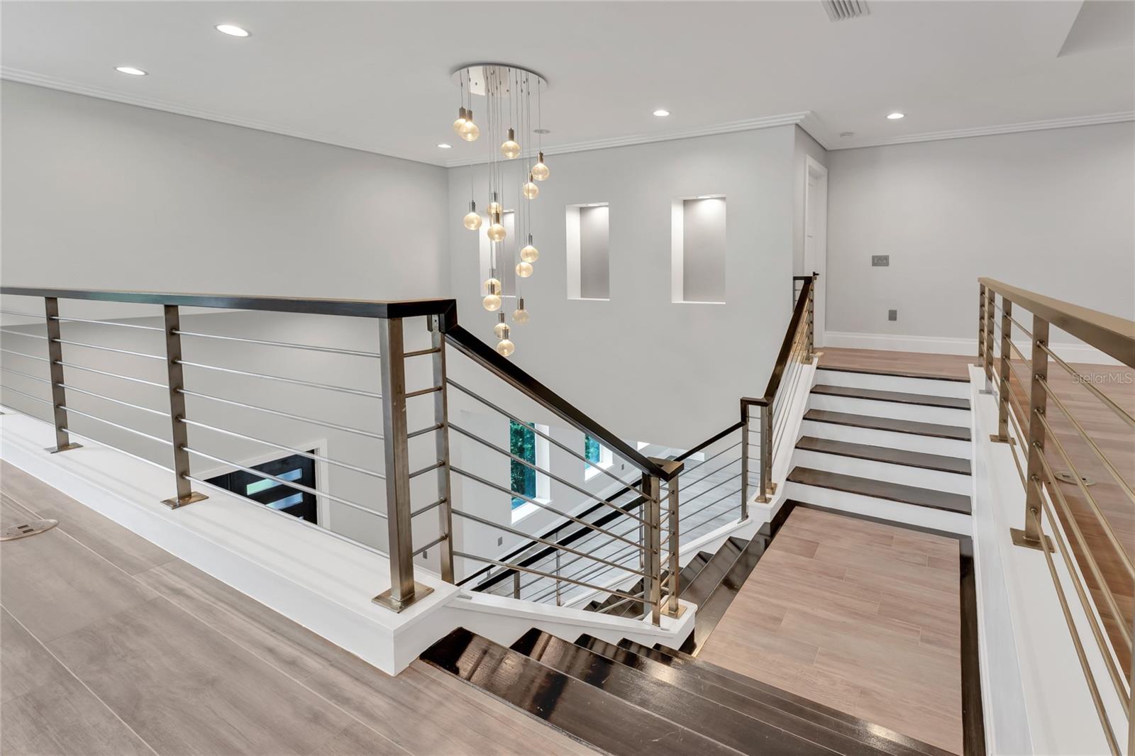 O6285301 Property Photo