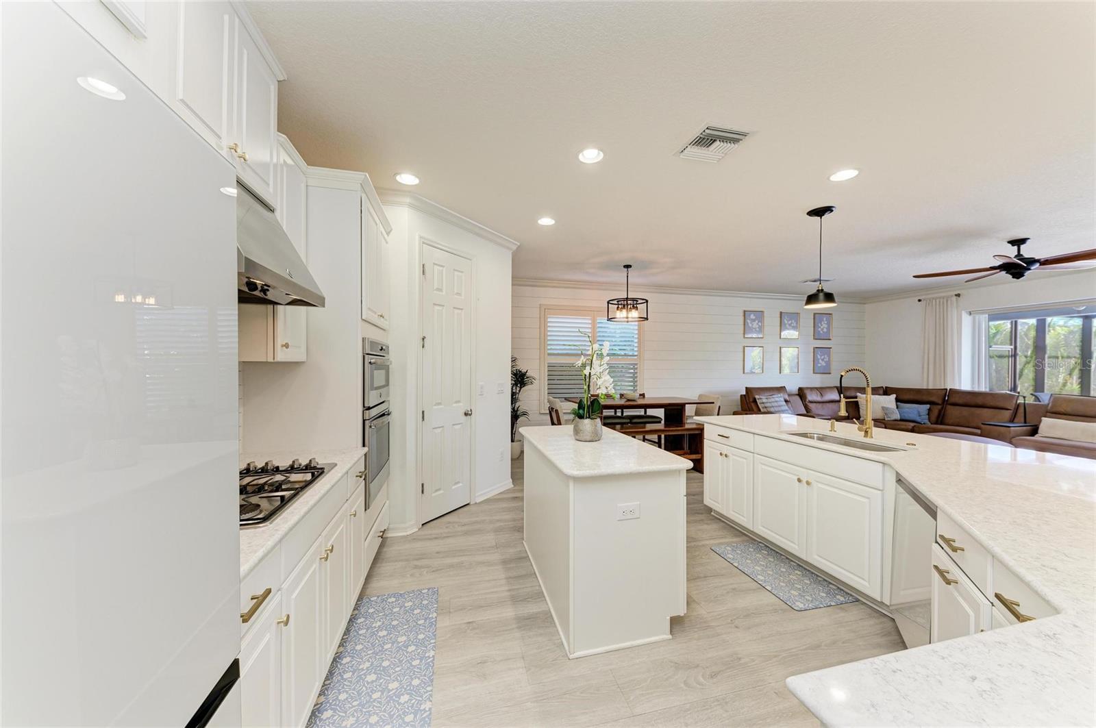 5709 SUNFLOWER CIR, SARASOTA, FL, 34238