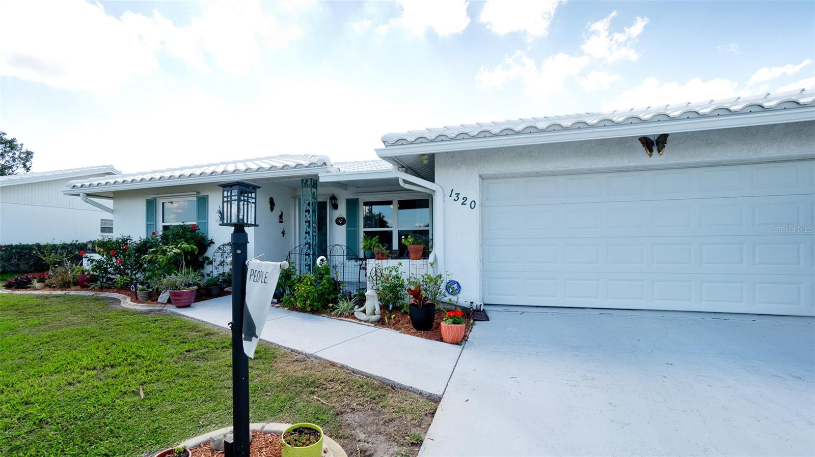 1320 BOTTLEBRUSH DR, BRADENTON, FL, 34208