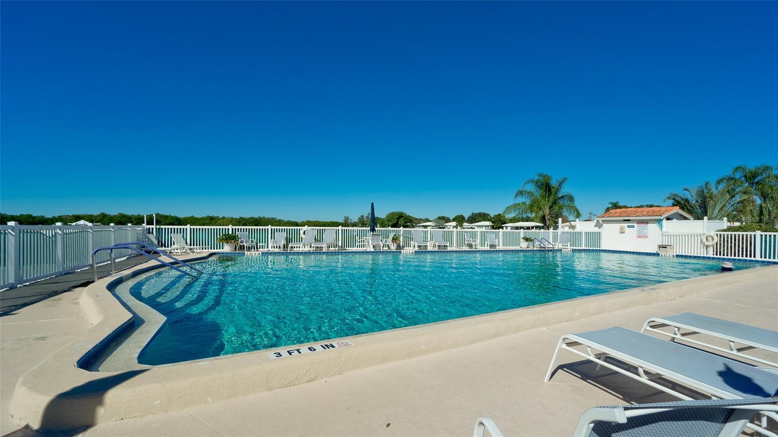 1320 BOTTLEBRUSH DR, BRADENTON, FL, 34208