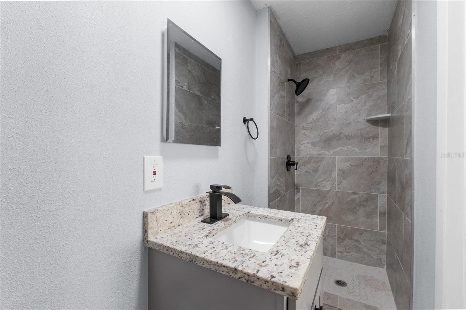 310 E TOMLIN ST, PLANT CITY, FL, 33563