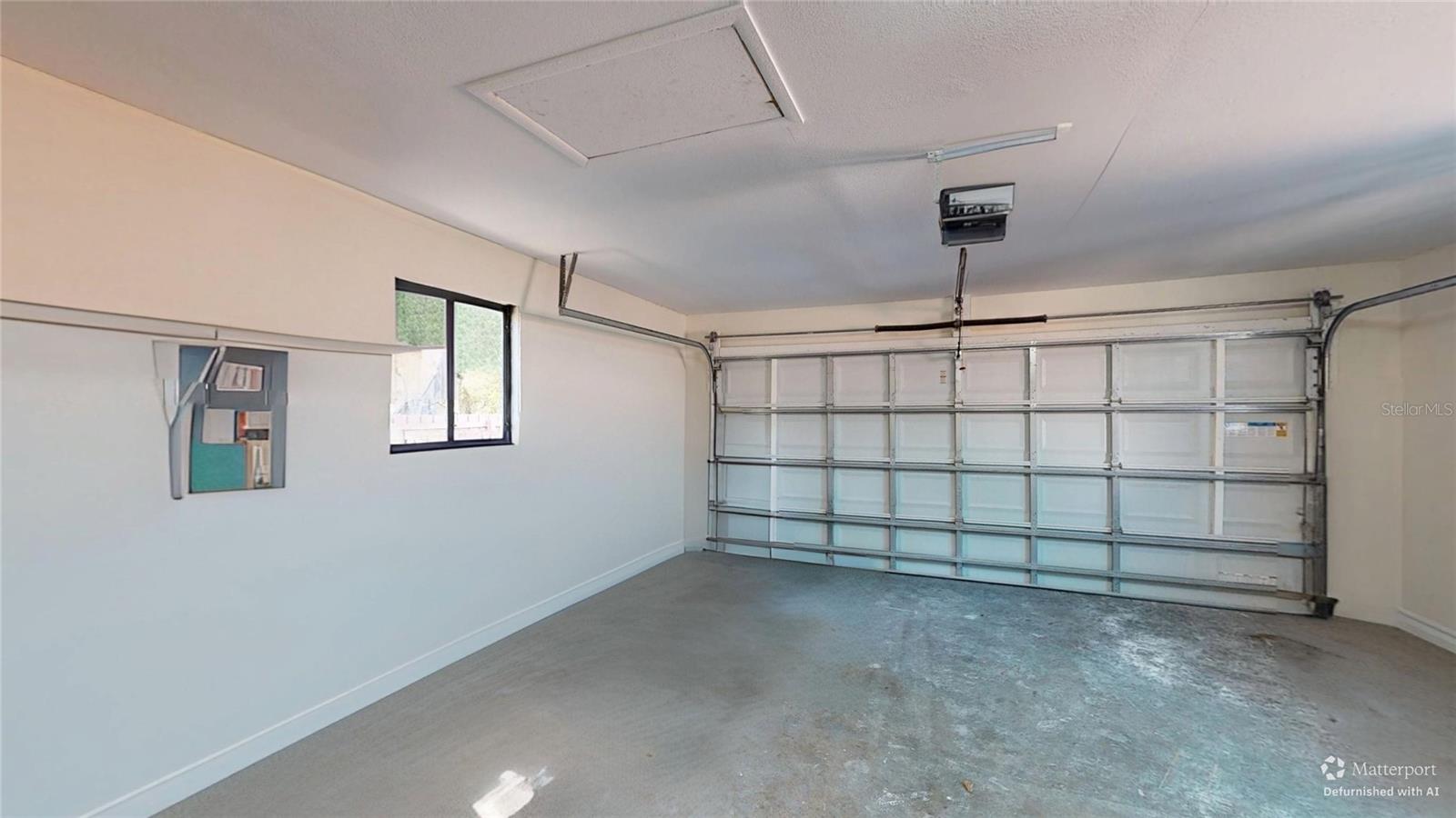 Garage - Virtually De-furnished