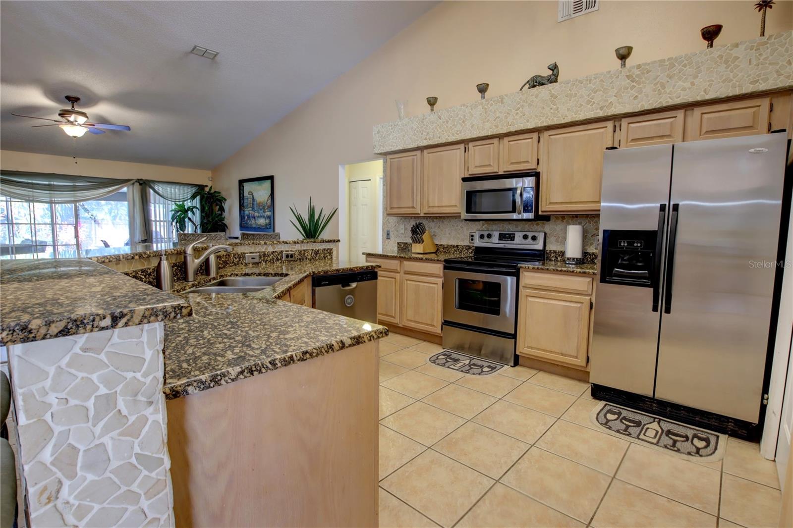 304 SILVER PINE DR, LAKE MARY, FL, 32746