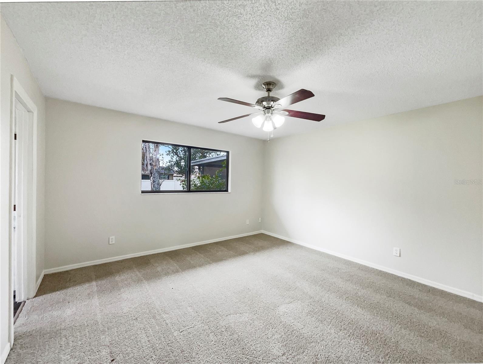 832 YELLOWBIRD AVE, DELTONA, FL, 32725