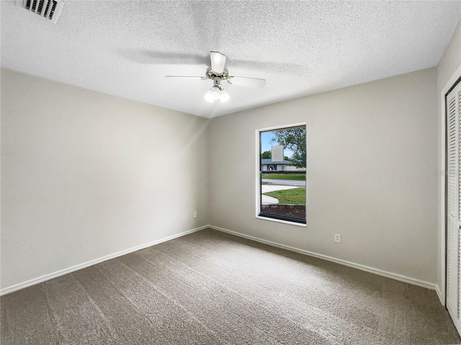 832 YELLOWBIRD AVE, DELTONA, FL, 32725