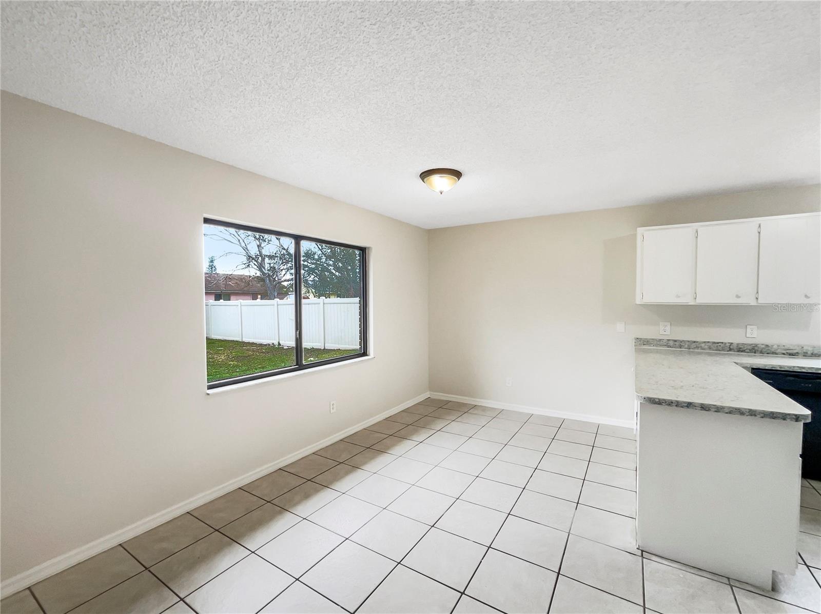 832 YELLOWBIRD AVE, DELTONA, FL, 32725