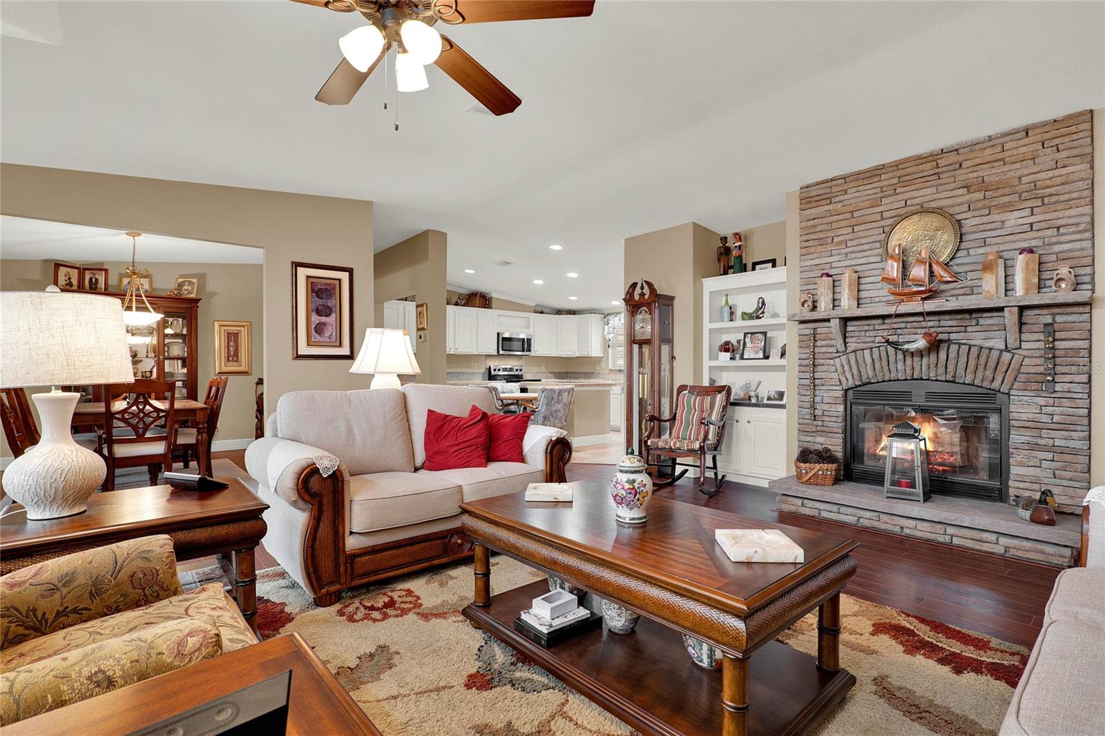 25104 ALAMANDA DR, ASTATULA, FL, 34705