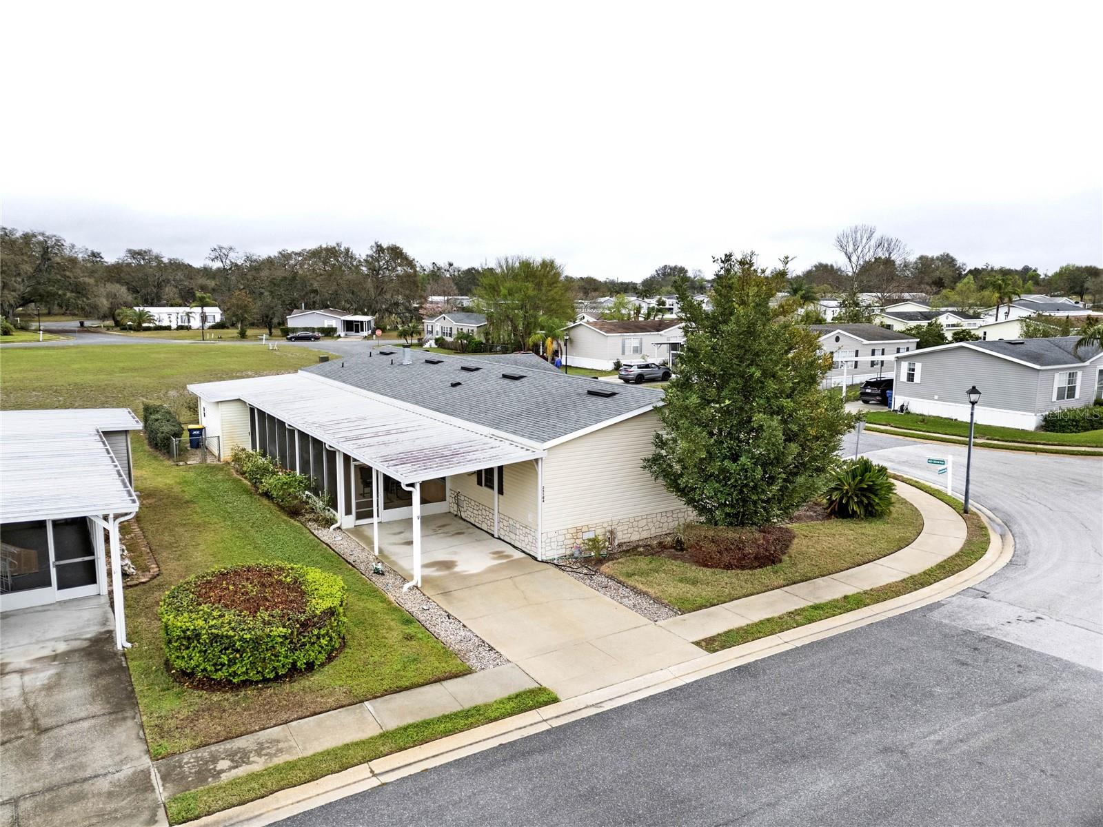 25104 ALAMANDA DR, ASTATULA, FL, 34705