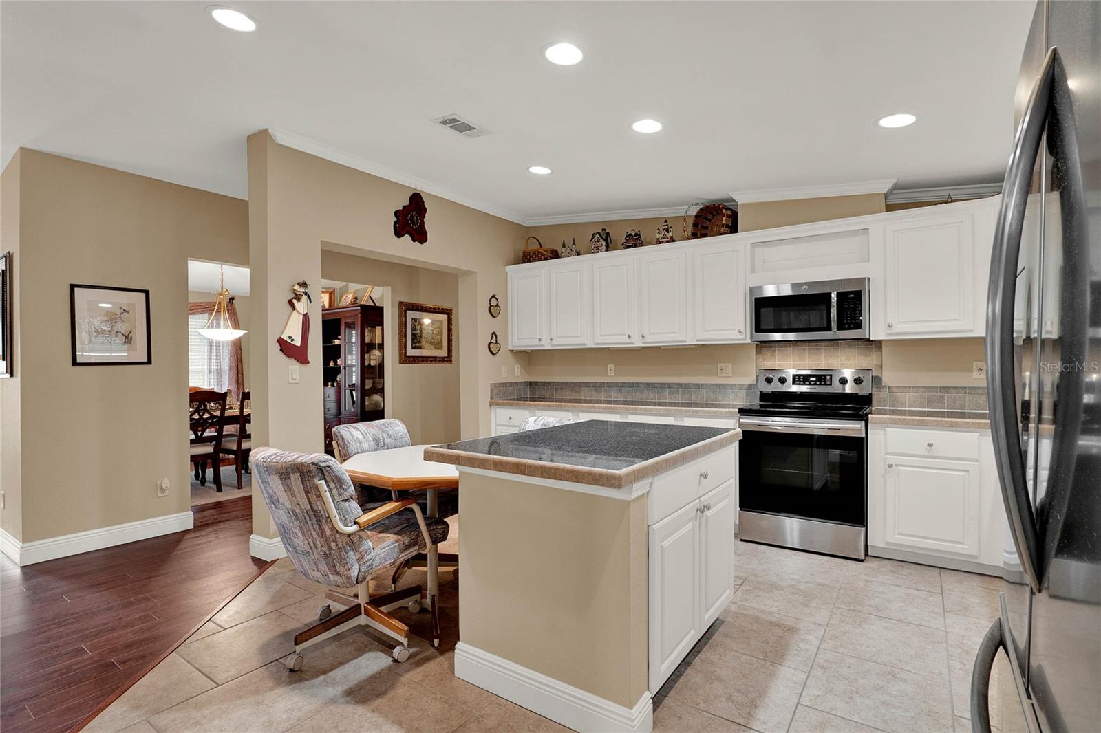 25104 ALAMANDA DR, ASTATULA, FL, 34705