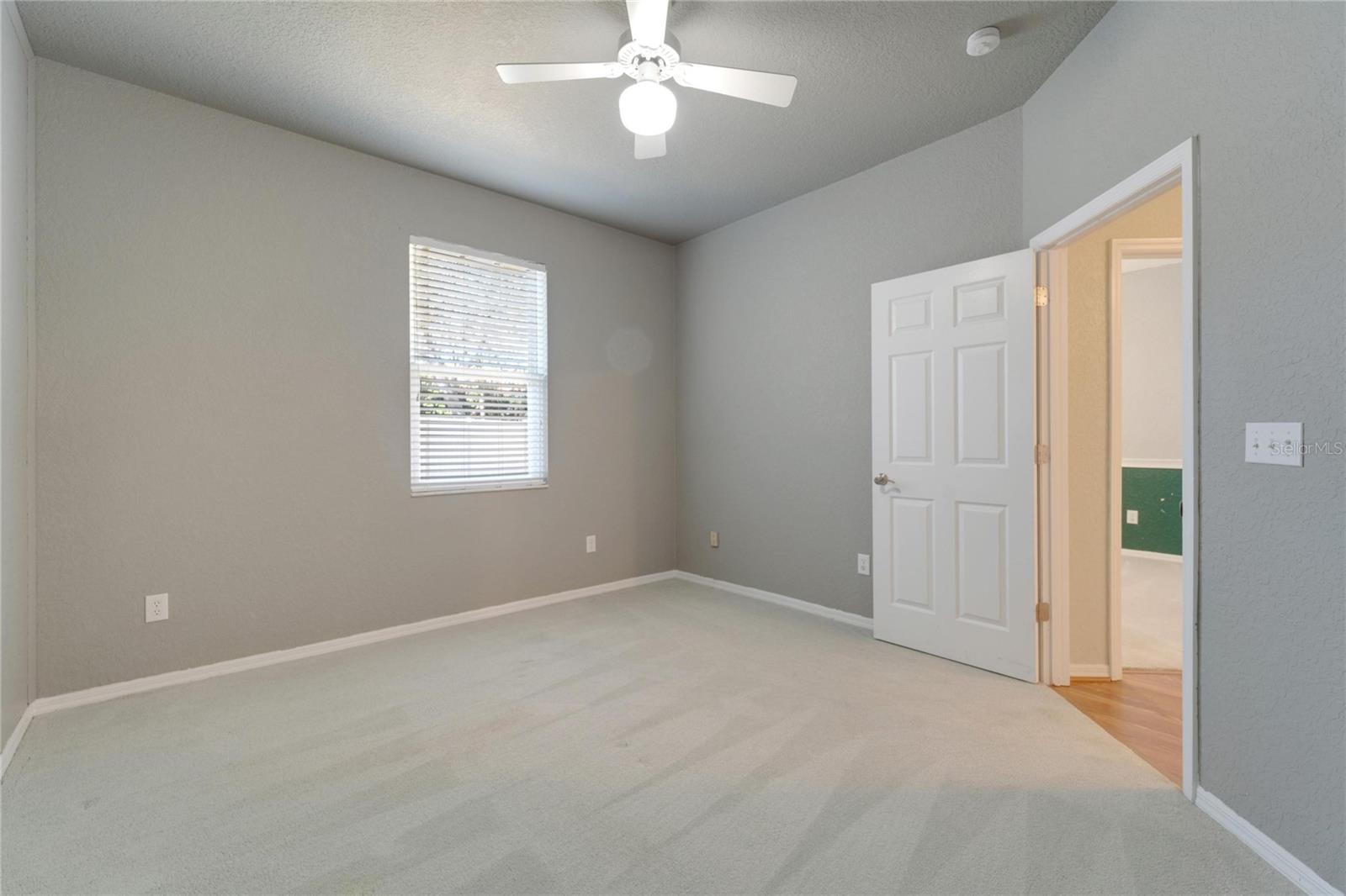 3904 EXECUTIVE CIR, PLANT CITY, FL, 33566