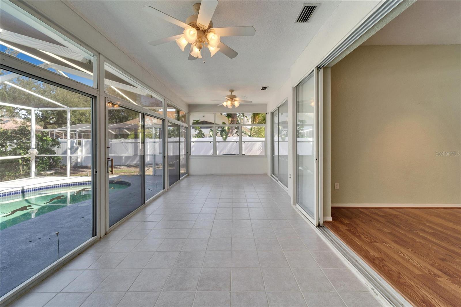 3904 EXECUTIVE CIR, PLANT CITY, FL, 33566