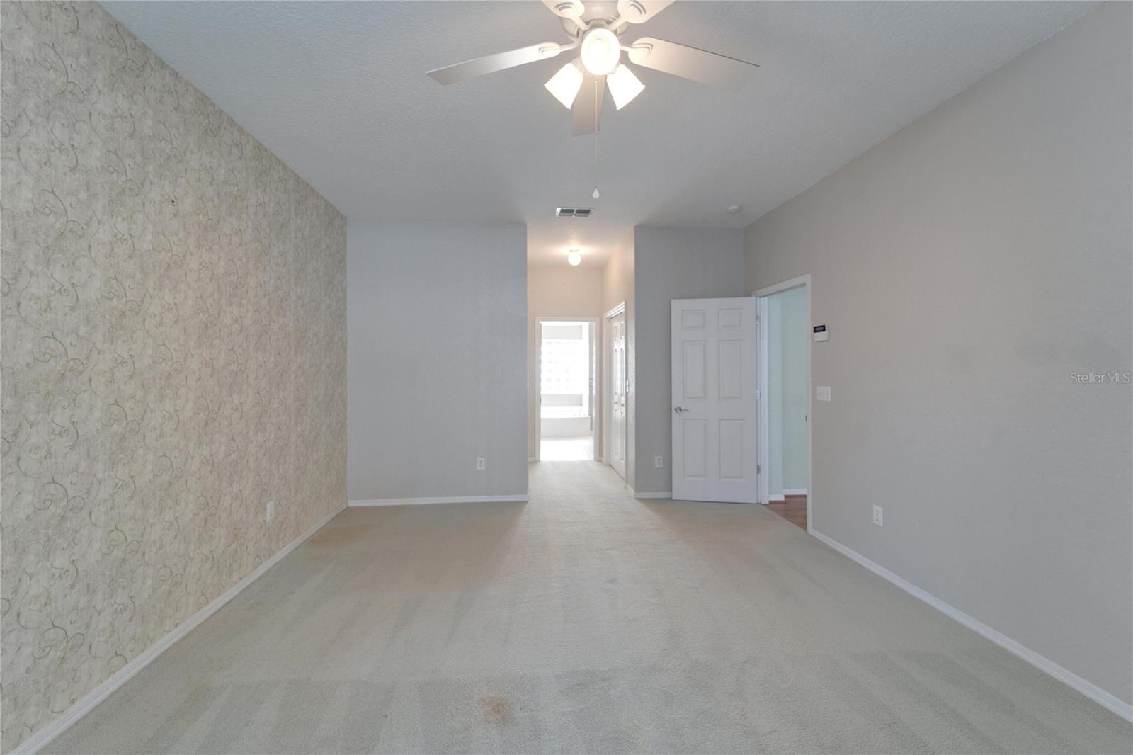 3904 EXECUTIVE CIR, PLANT CITY, FL, 33566