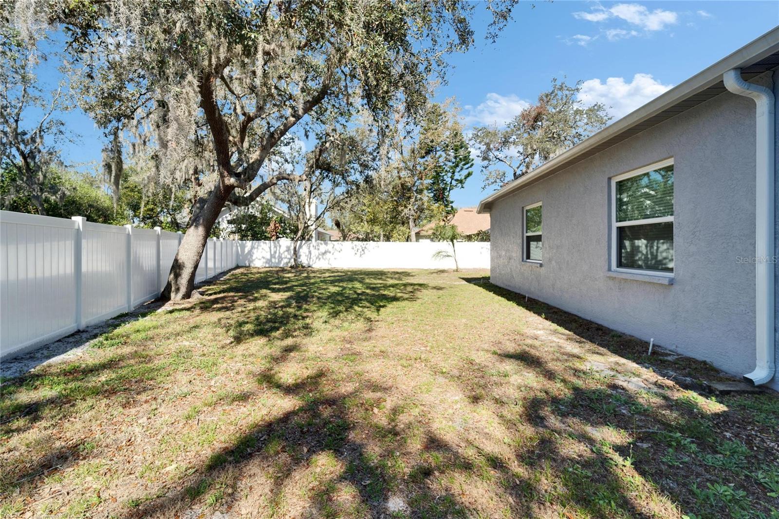 3904 EXECUTIVE CIR, PLANT CITY, FL, 33566