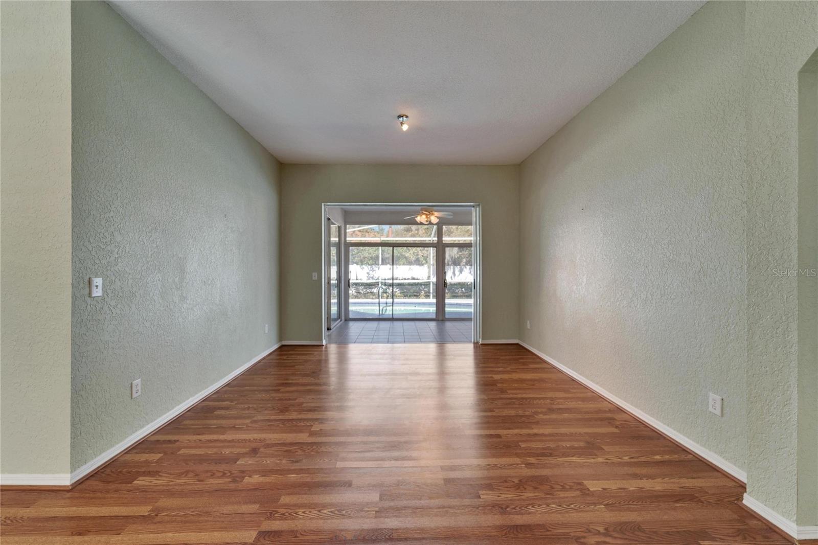 3904 EXECUTIVE CIR, PLANT CITY, FL, 33566