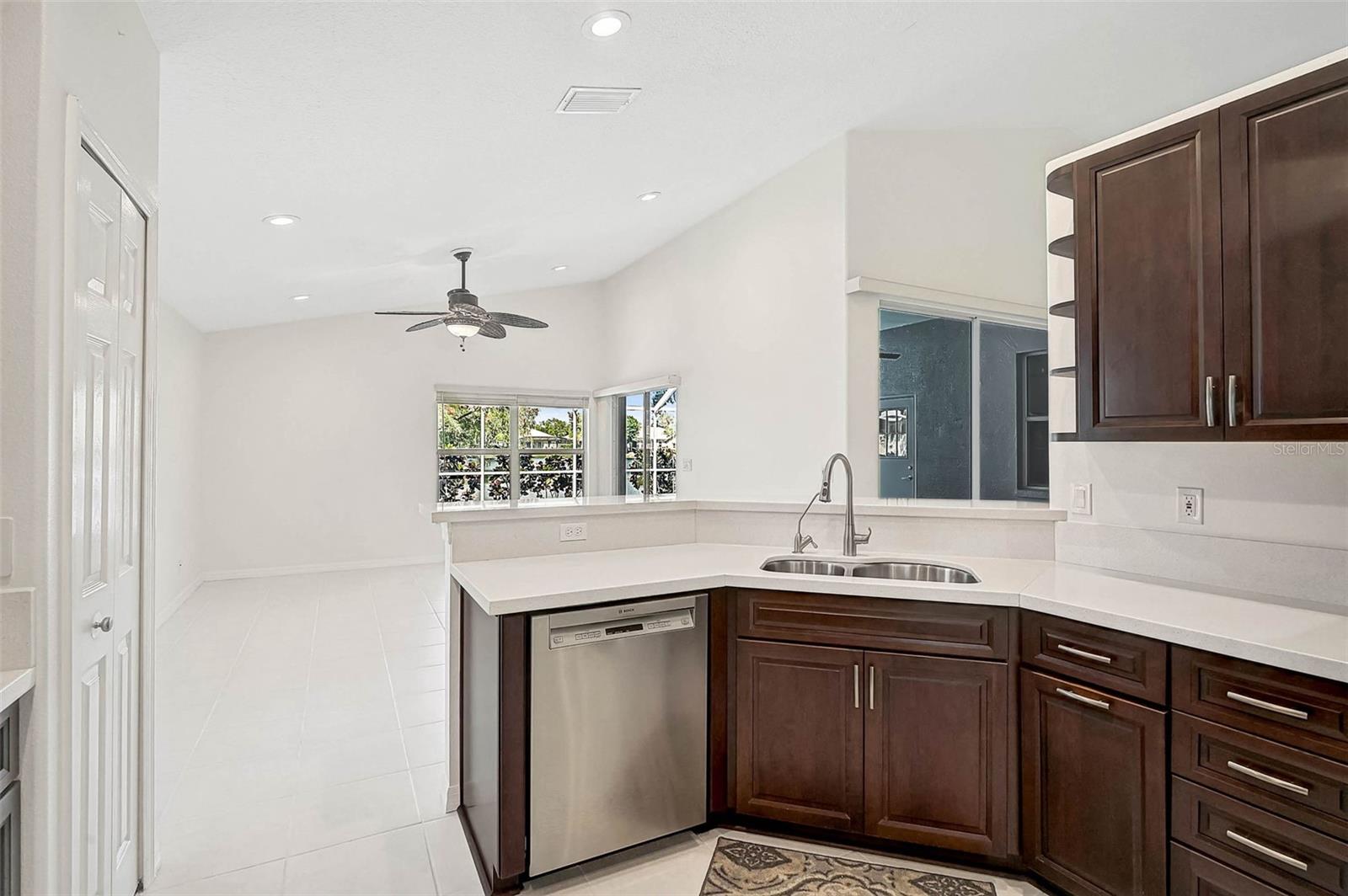 5261 HIGHBURY CIR, SARASOTA, FL, 34238