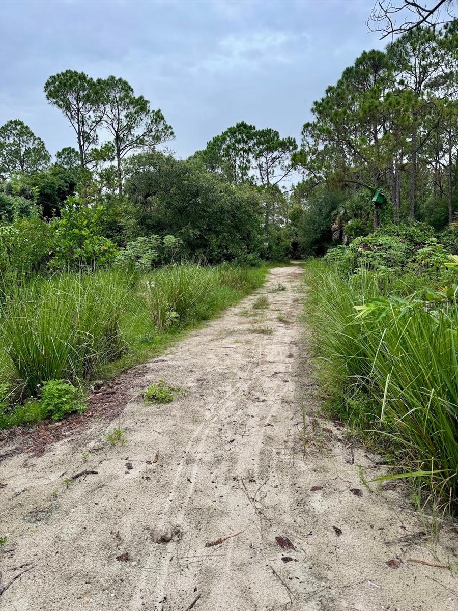 3205 HENDRY ISLES BLVD., CLEWISTON, FL, 33440