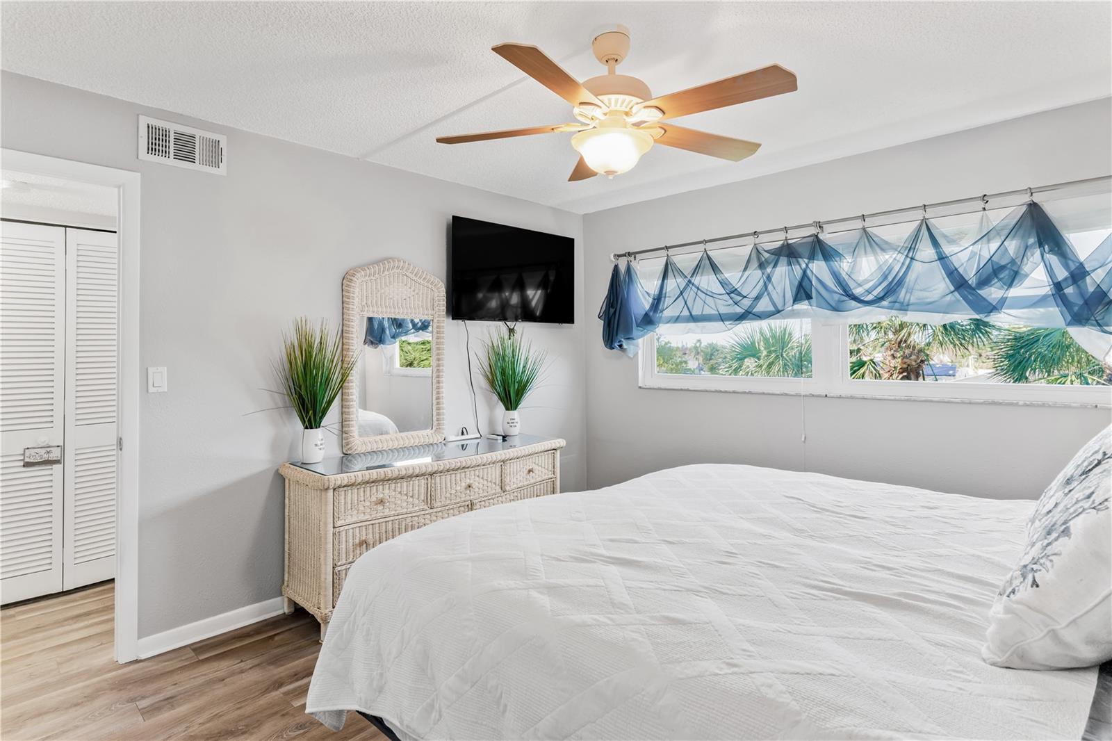 4780 COVE CIR #309, ST PETERSBURG, FL, 33708