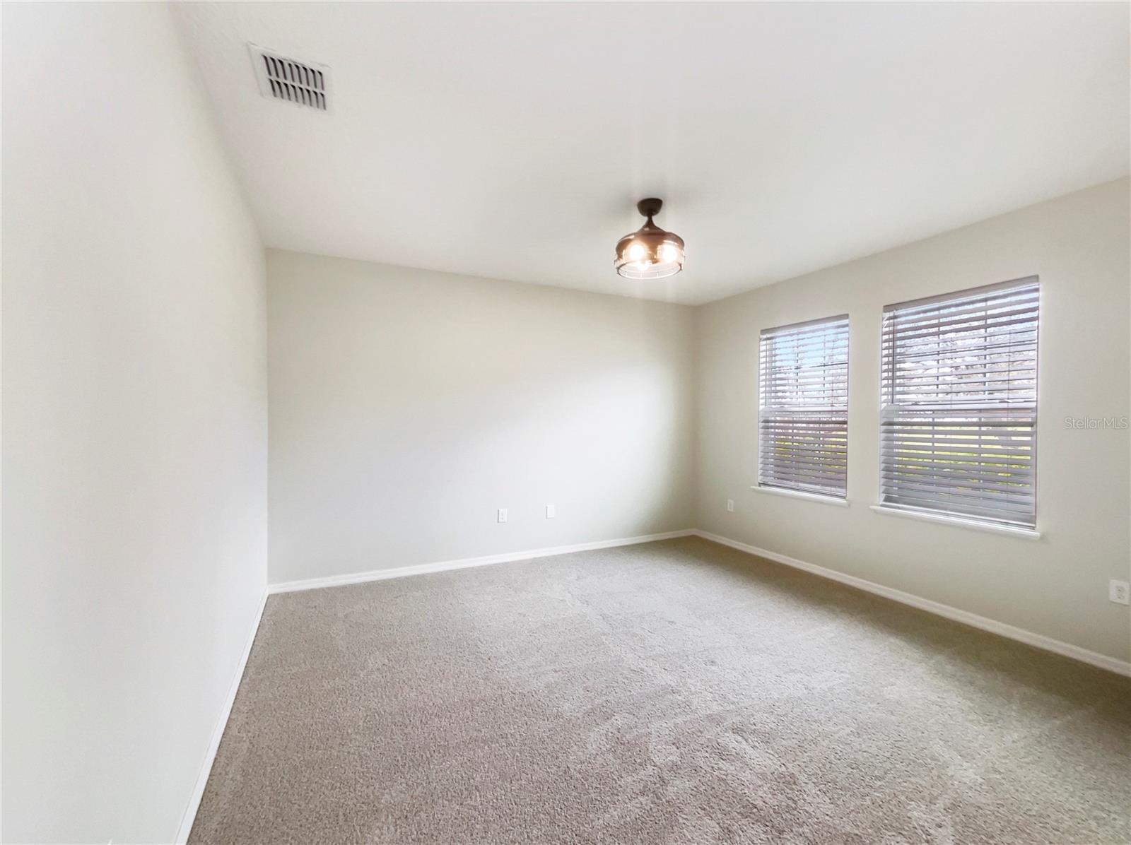 15120 ZENITH AVE, MASCOTTE, FL, 34753