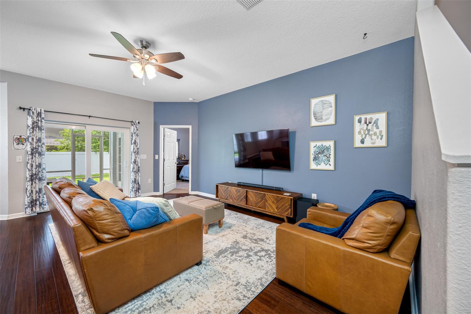 6807 S COURT DR, TAMPA, FL, 33611