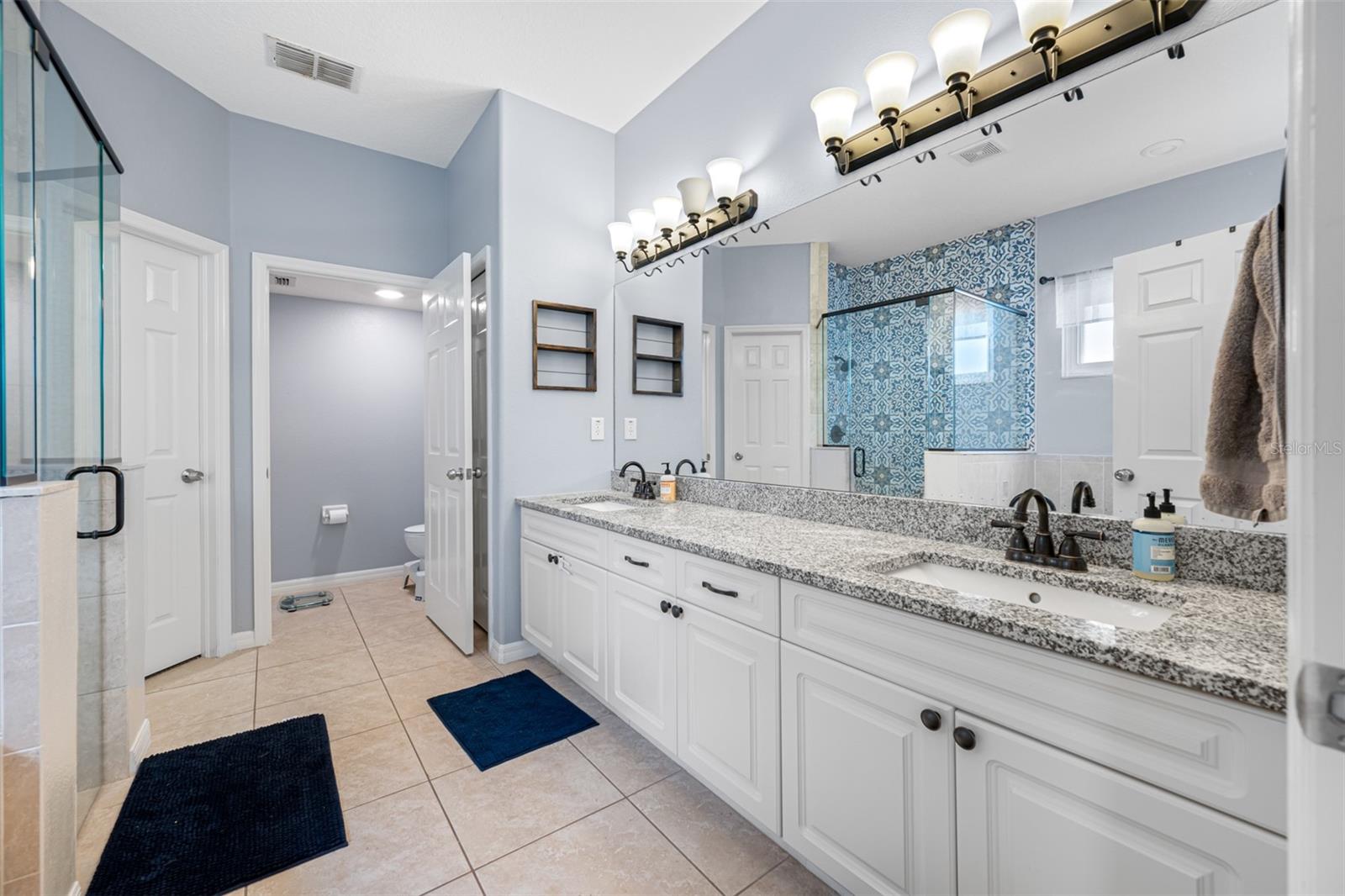 6807 S COURT DR, TAMPA, FL, 33611