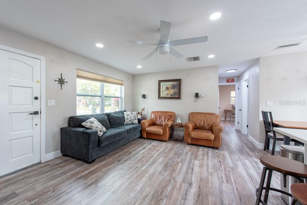 2970 WEBLEY DR, LARGO, FL, 33771