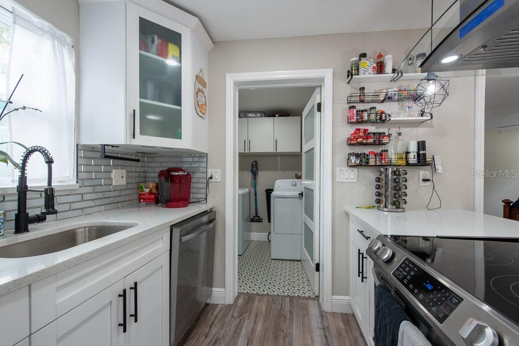 2970 WEBLEY DR, LARGO, FL, 33771