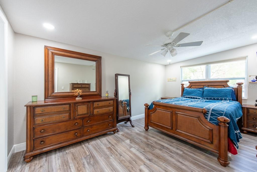 2970 WEBLEY DR, LARGO, FL, 33771