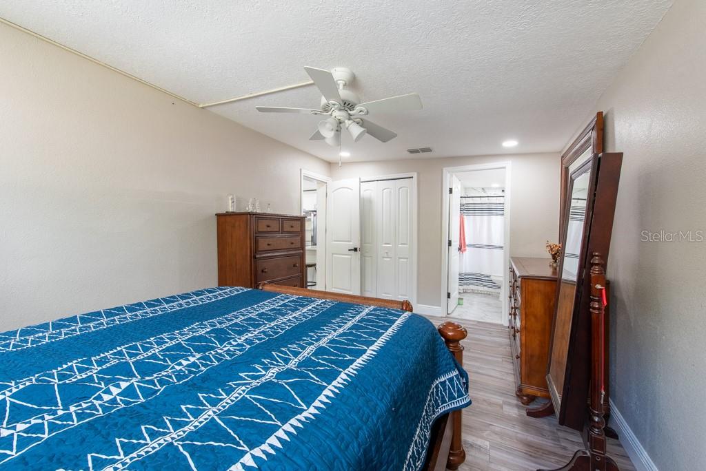 2970 WEBLEY DR, LARGO, FL, 33771