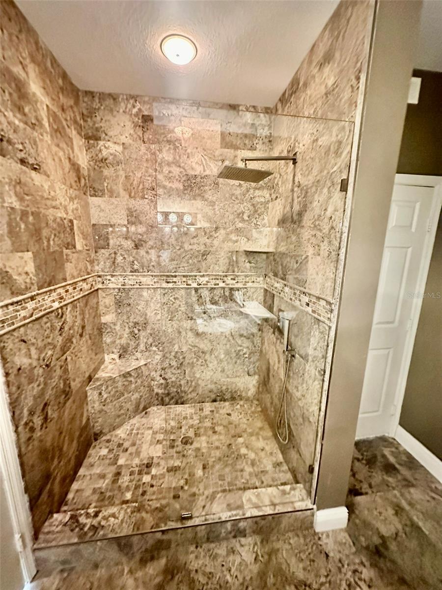 10450 WHITE LAKE CT #44, TAMPA, FL, 33626
