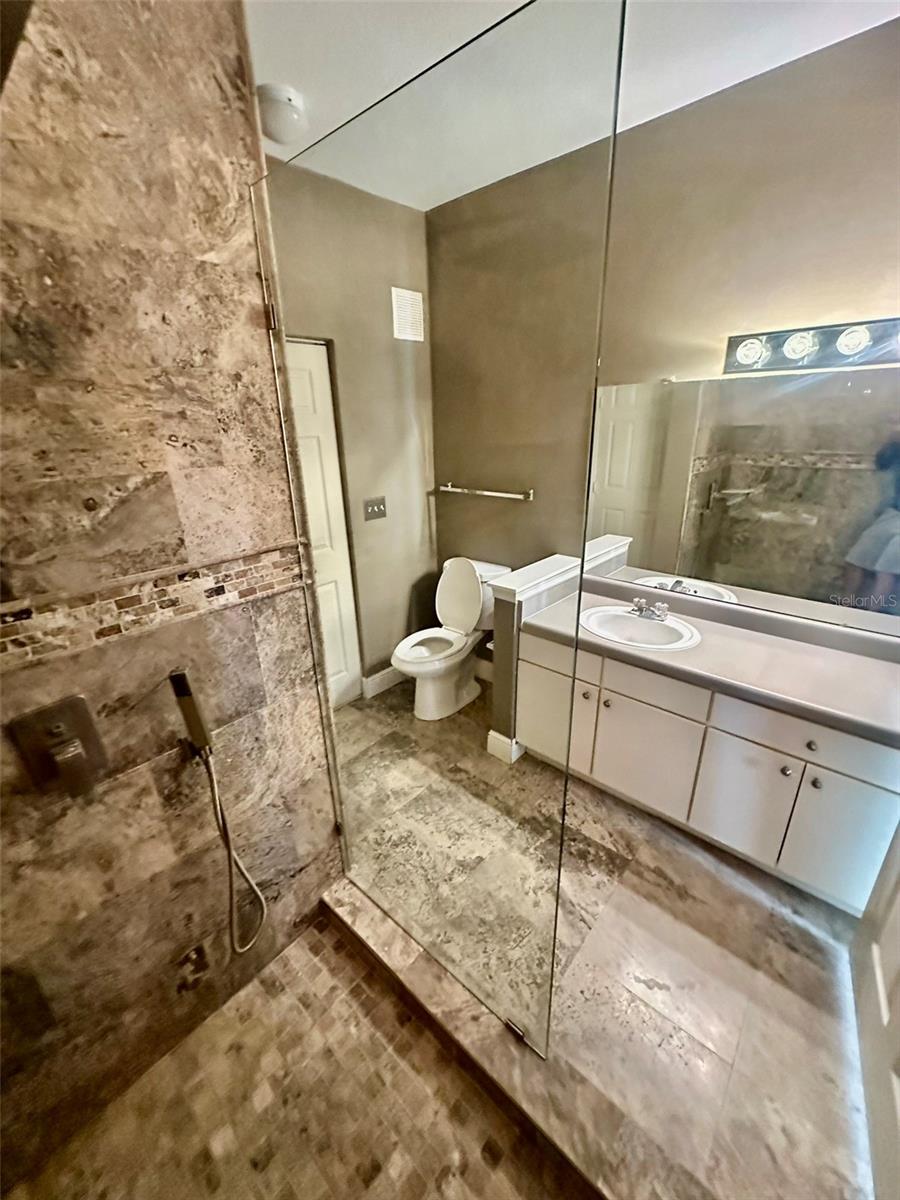 10450 WHITE LAKE CT #44, TAMPA, FL, 33626